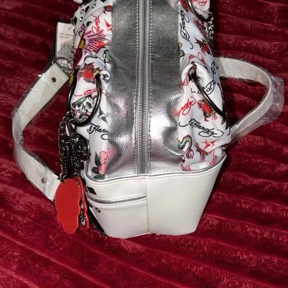 Stylish White and Red Women's Bag - Picture 3 of 11